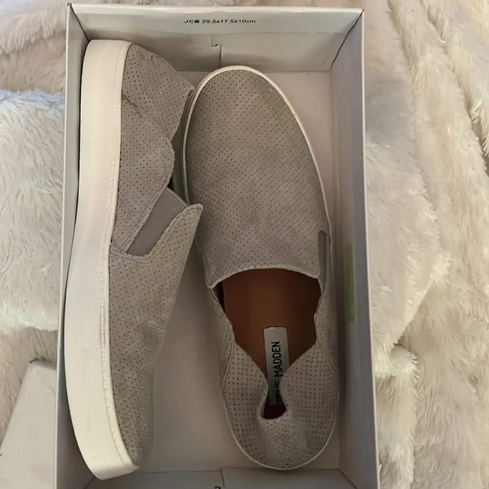 Steve Madden Gray Slip-On Sneakers